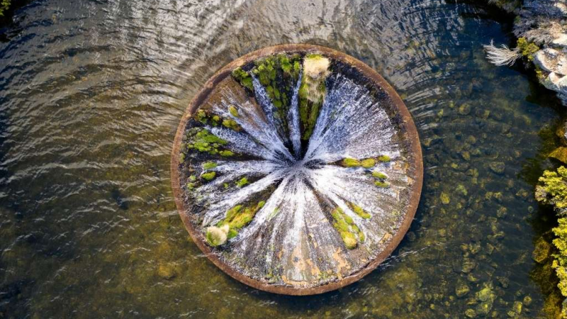 HIDDEN GEM: This waterhole in Portugal looks like a portal to another dimension